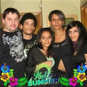 Meet your Posher, Monique